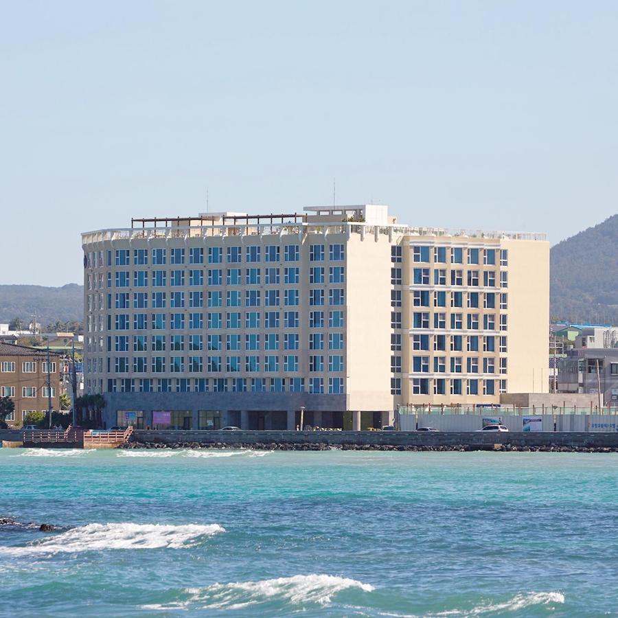 Saint Beach Hotel Jeju Bagian luar foto