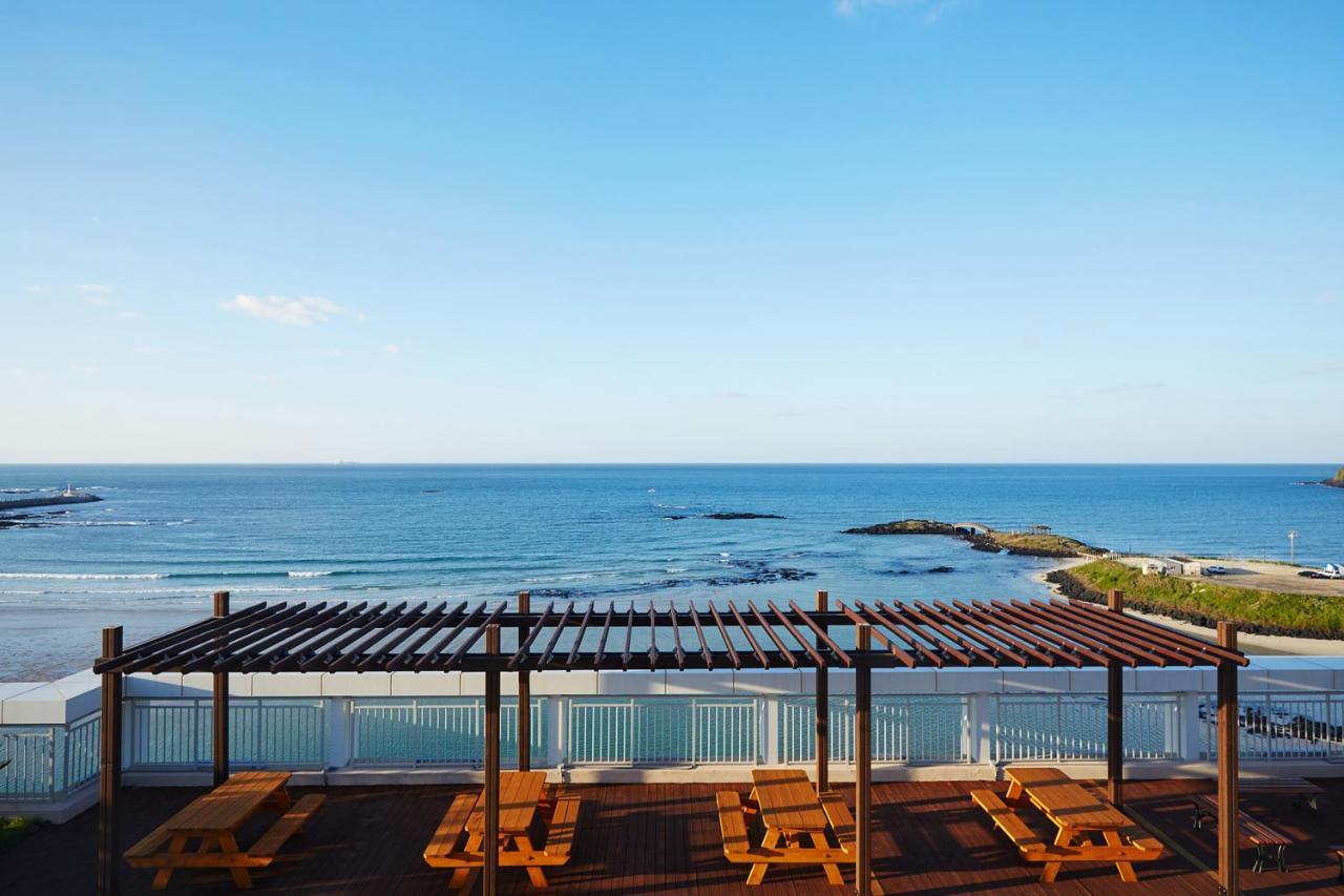 Saint Beach Hotel Jeju Bagian luar foto