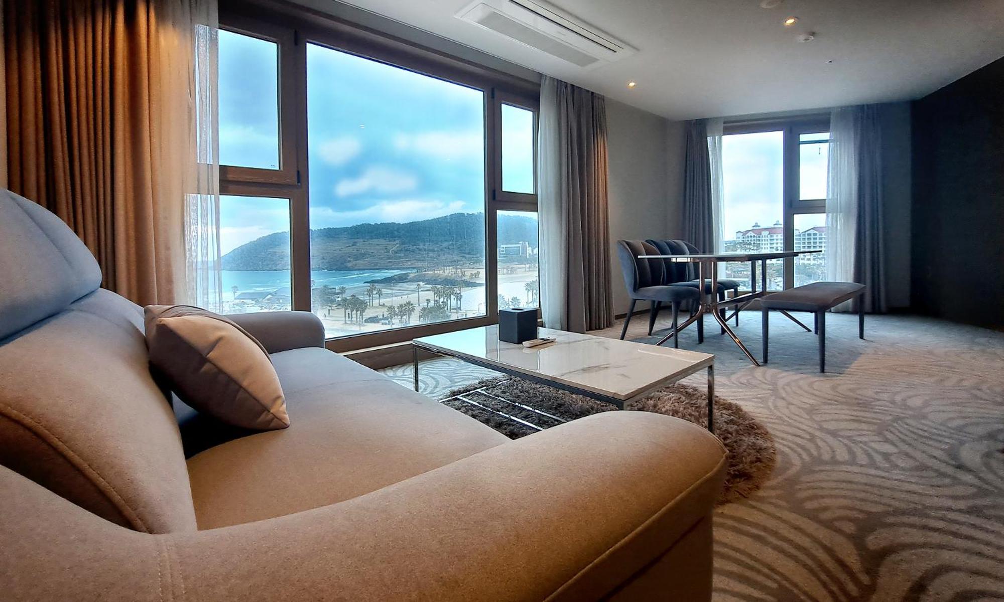 Saint Beach Hotel Jeju Bagian luar foto