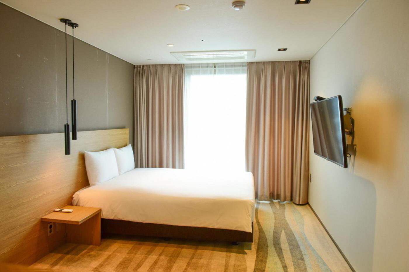 Saint Beach Hotel Jeju Bagian luar foto