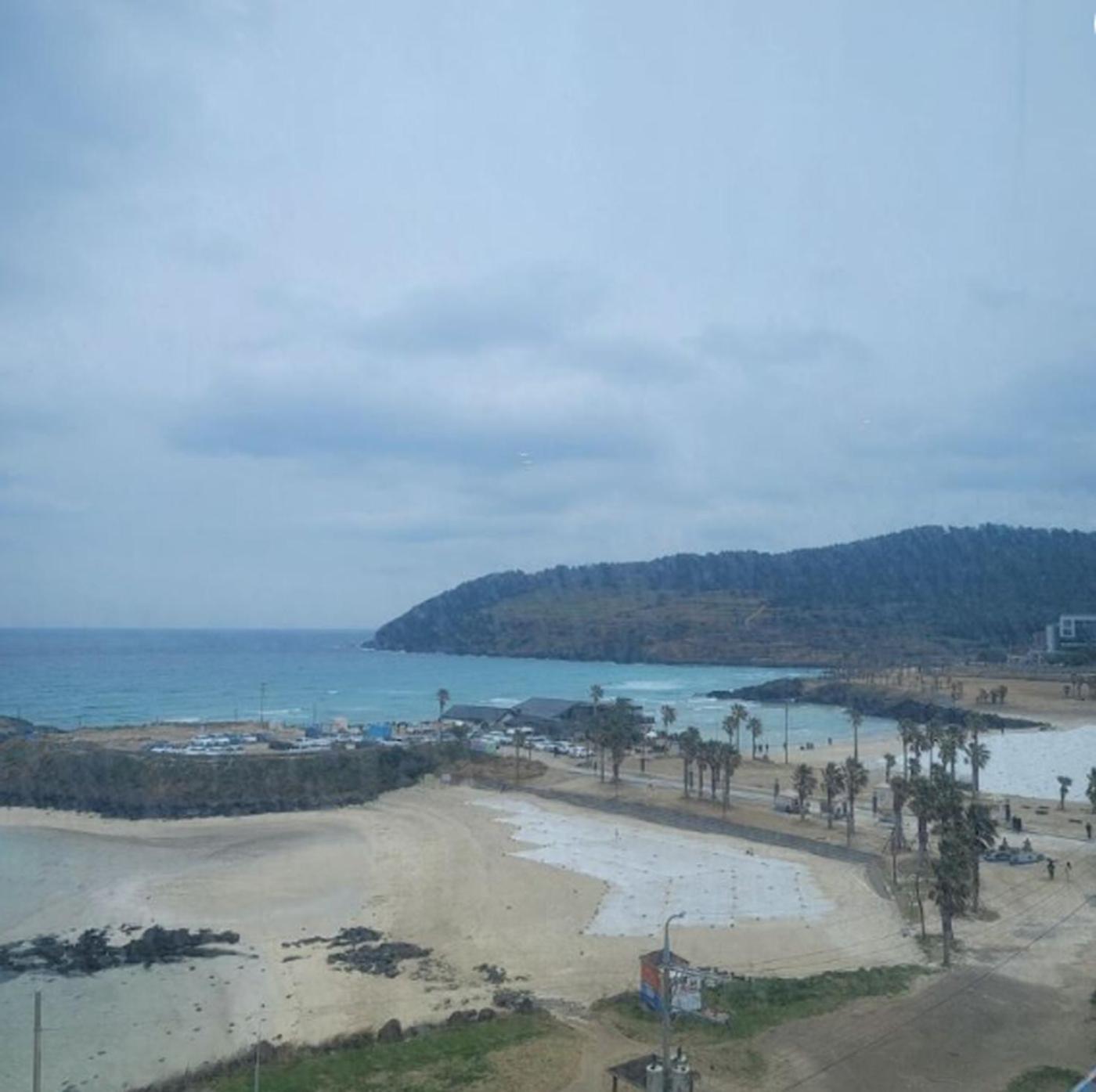 Saint Beach Hotel Jeju Bagian luar foto