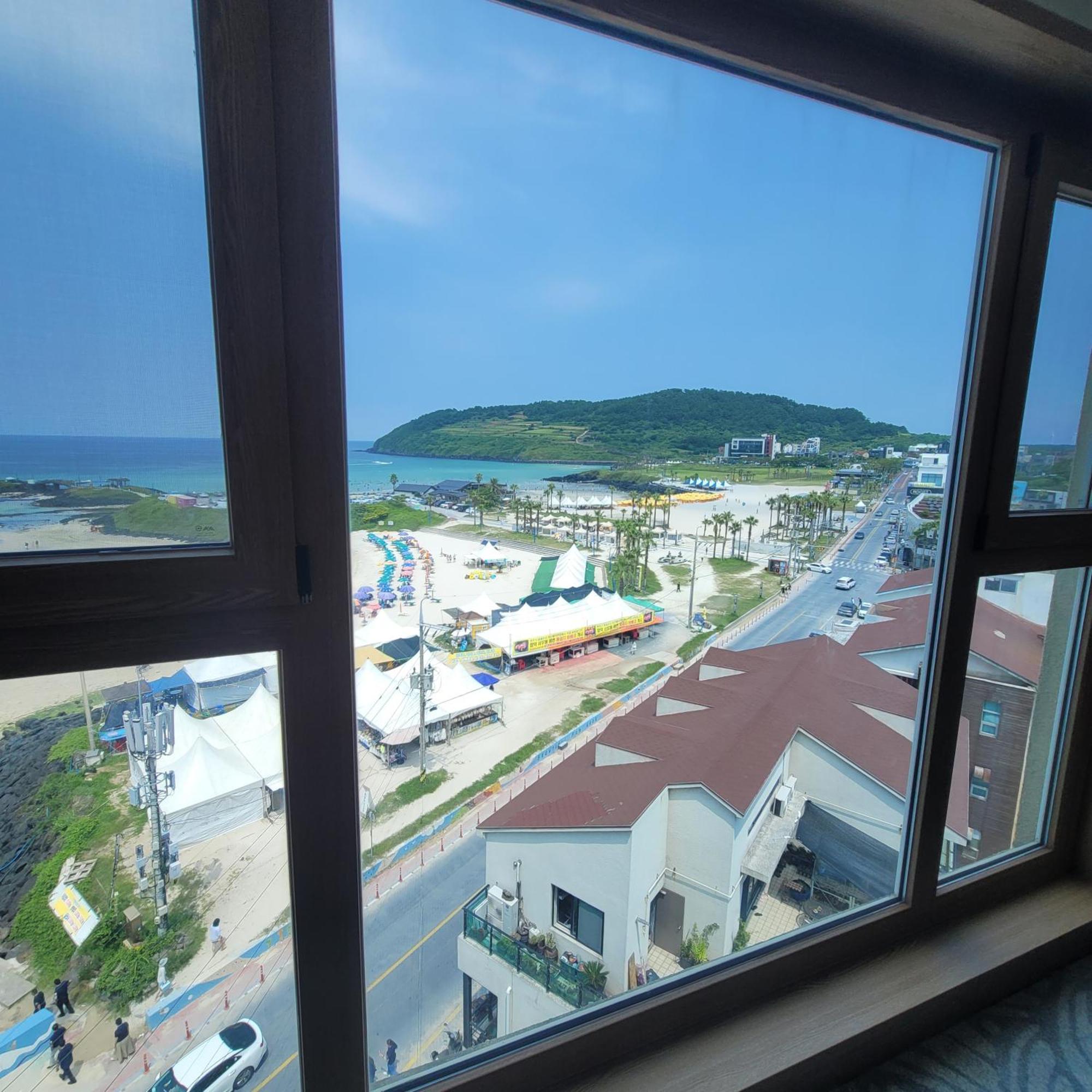 Saint Beach Hotel Jeju Bagian luar foto